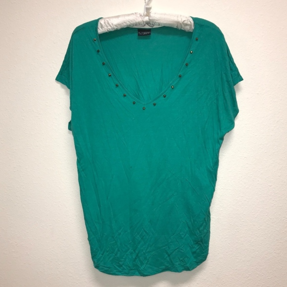 🔻Daytrip Teal Studded Tee